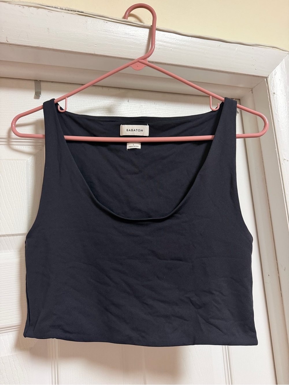 Aritzia BABATON Contour Scoop Neck, Black, Large, L, Cropped Tank